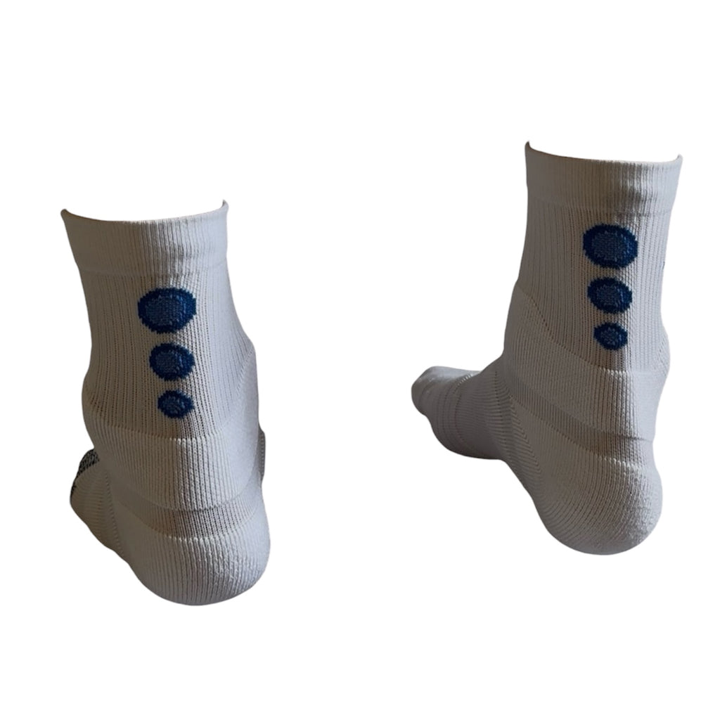 Altrui White Performance Socks